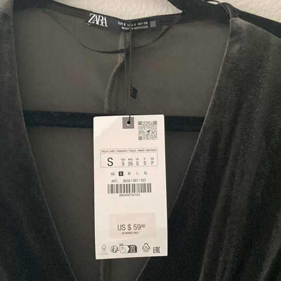 Zara Long sleeved Deep V neck Long Dress with High thigh slit Women’s Small - Picture 5 of 7